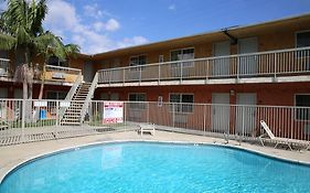 Chateau Motel Downey Ca